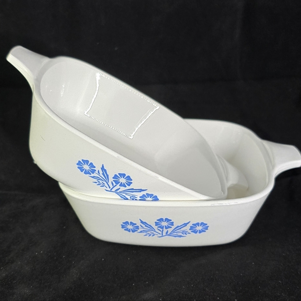 2 Vintage Corning Ware Petite Pans in the Blue Cornflower Pattern